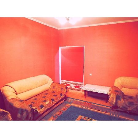 Nomad Apartment On Syganak 10Str Asztana Szoba fotó